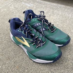 Brooks Cascadia 12 Trail shoes